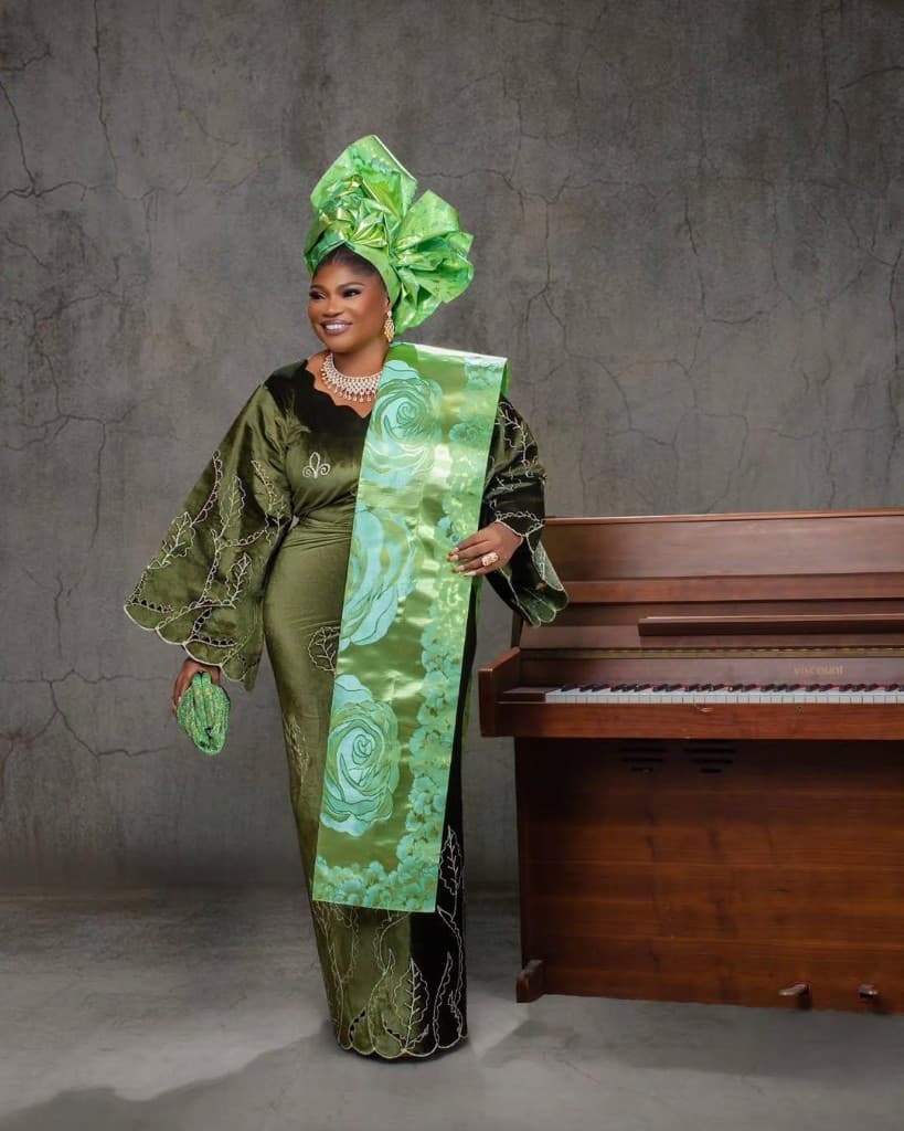 Olive Iro & Buba Set